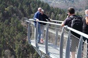 La passerelle himalayenne des gorges du Lignon est ouverte ! (vidéo)