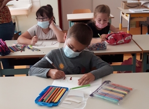 Les écoliers de Saint-Maurice-de-Lignon associés à la création d&#039;aire de jeux