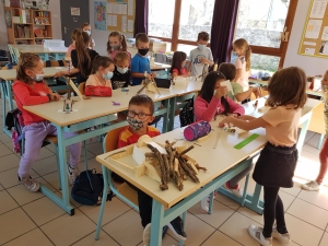 Les écoliers de Saint-Maurice-de-Lignon associés à la création d&#039;aire de jeux