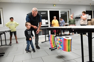 Grazac : le défilé des classes en 3 passe toujours deux fois (photos + vidéo)