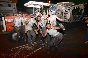 Grazac : le défilé des classes en 3 passe toujours deux fois (photos + vidéo)