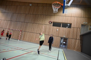 Retournac : 54 jeunes basketteurs de Haute-Loire en stage au gymnase