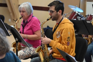 Yssingeaux : l&#039;harmonie municipale répète des musiques latines pour le 18 juin (vidéo)