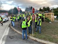 Gilets jaunes : à Monistrol, on s&#039;organise pour passer la nuit