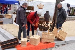 Saint-Pal-de-Mons : un marché pour remplir son panier... de paniers