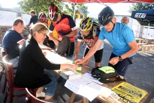 Araules : la randonnée pédestre et VTT fait découvrir les trésors paysagers