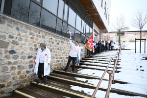 Epuisés, les soignants se mettent en grève à l&#039;hôpital d&#039;Yssingeaux