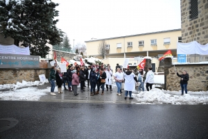 Epuisés, les soignants se mettent en grève à l&#039;hôpital d&#039;Yssingeaux