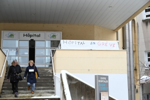 Epuisés, les soignants se mettent en grève à l&#039;hôpital d&#039;Yssingeaux