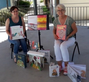 Des lectures sous le kiosque à Sainte-Sigolène