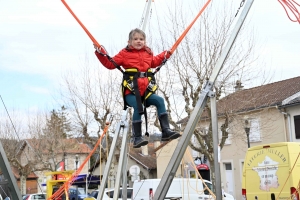 Un dimanche à flâner sur la Foire des Pâquerettes à Retournac