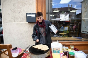 Un dimanche à flâner sur la Foire des Pâquerettes à Retournac