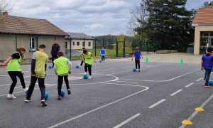 Le foot au programme des écoliers de Lapte