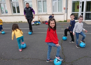 Le foot au programme des écoliers de Lapte