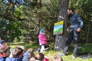 Des ateliers scientifiques sur le terrain pour les écoliers de Saint-Maurice-de-Lignon