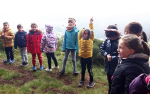 Des ateliers scientifiques sur le terrain pour les écoliers de Saint-Maurice-de-Lignon