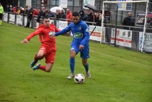 Foot : Velay FC était trop fort pour Dunières