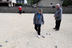 Pétanque : 32 doublettes mixtes qualifiées pour la finale dimanche à Dunières