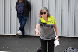 Pétanque : 32 doublettes mixtes qualifiées pour la finale dimanche à Dunières