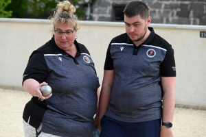 Pétanque : 32 doublettes mixtes qualifiées pour la finale dimanche à Dunières