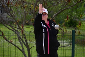 Pétanque : 32 doublettes mixtes qualifiées pour la finale dimanche à Dunières