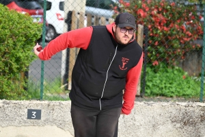 Pétanque : 32 doublettes mixtes qualifiées pour la finale dimanche à Dunières