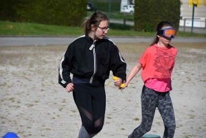 Dunières : des collégiens initiés à différentes disciplines du handisport