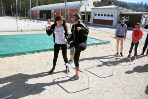 Dunières : des collégiens initiés à différentes disciplines du handisport