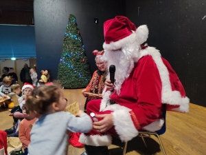 Saint-Maurice-de-Lignon : le Père Noël est déjà passé pour les bambins de la crèche