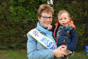 Sainte-Sigolène : pour sa retraite, tous les enfants d&#039;une nounou réunis