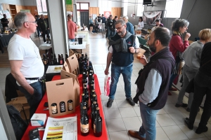 Retournac : le salon Festi&#039;vin et terroir rassemble les épicuriens ce week-end