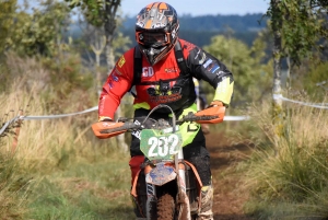 La course d&#039;endurance moto des Vastres en photos