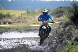 La course d&#039;endurance moto des Vastres en photos