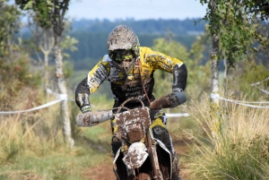 La course d&#039;endurance moto des Vastres en photos