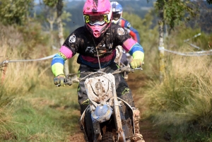 La course d&#039;endurance moto des Vastres en photos