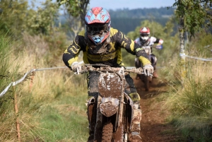 La course d&#039;endurance moto des Vastres en photos