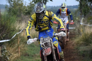 La course d&#039;endurance moto des Vastres en photos