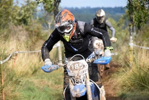 La course d&#039;endurance moto des Vastres en photos