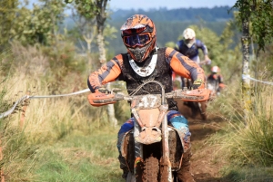 La course d&#039;endurance moto des Vastres en photos