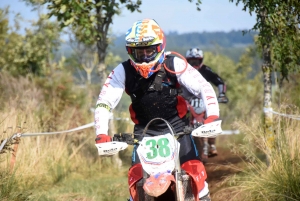 La course d&#039;endurance moto des Vastres en photos