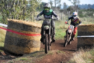 La course d&#039;endurance moto des Vastres en photos