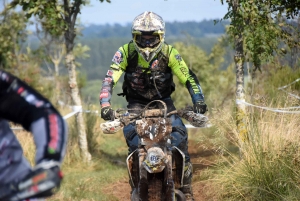 La course d&#039;endurance moto des Vastres en photos