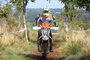 La course d&#039;endurance moto des Vastres en photos