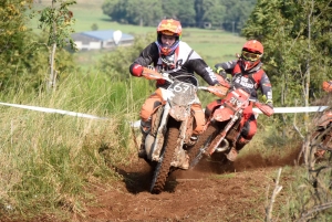 La course d&#039;endurance moto des Vastres en photos