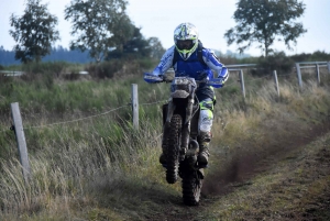 La course d&#039;endurance moto des Vastres en photos