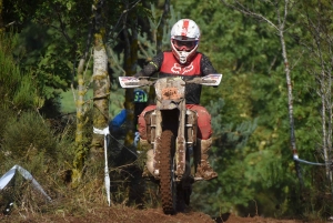 La course d&#039;endurance moto des Vastres en photos