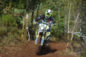 La course d&#039;endurance moto des Vastres en photos