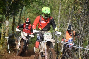 La course d&#039;endurance moto des Vastres en photos