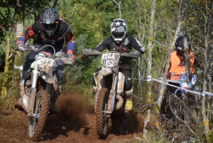 La course d&#039;endurance moto des Vastres en photos