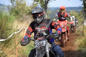 La course d&#039;endurance moto des Vastres en photos